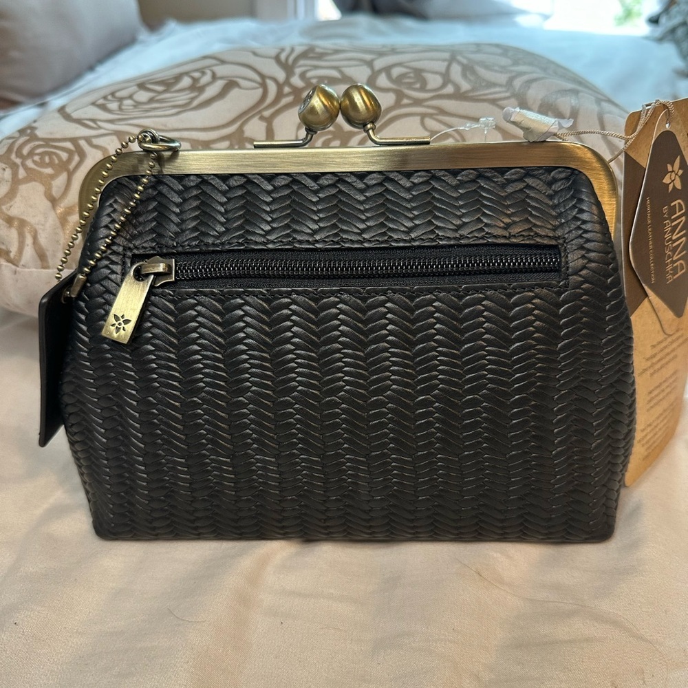 Anna by Anuschka Woven Leather Kiss-Lock Crossbody Clutch Bag Black NWT - Picture 7 of 9
